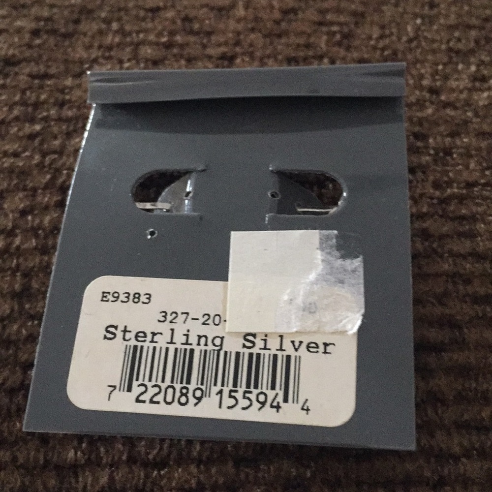 NWT KIDS STERLING SILVER HOOP EARRINGS - Picture 2 of 3